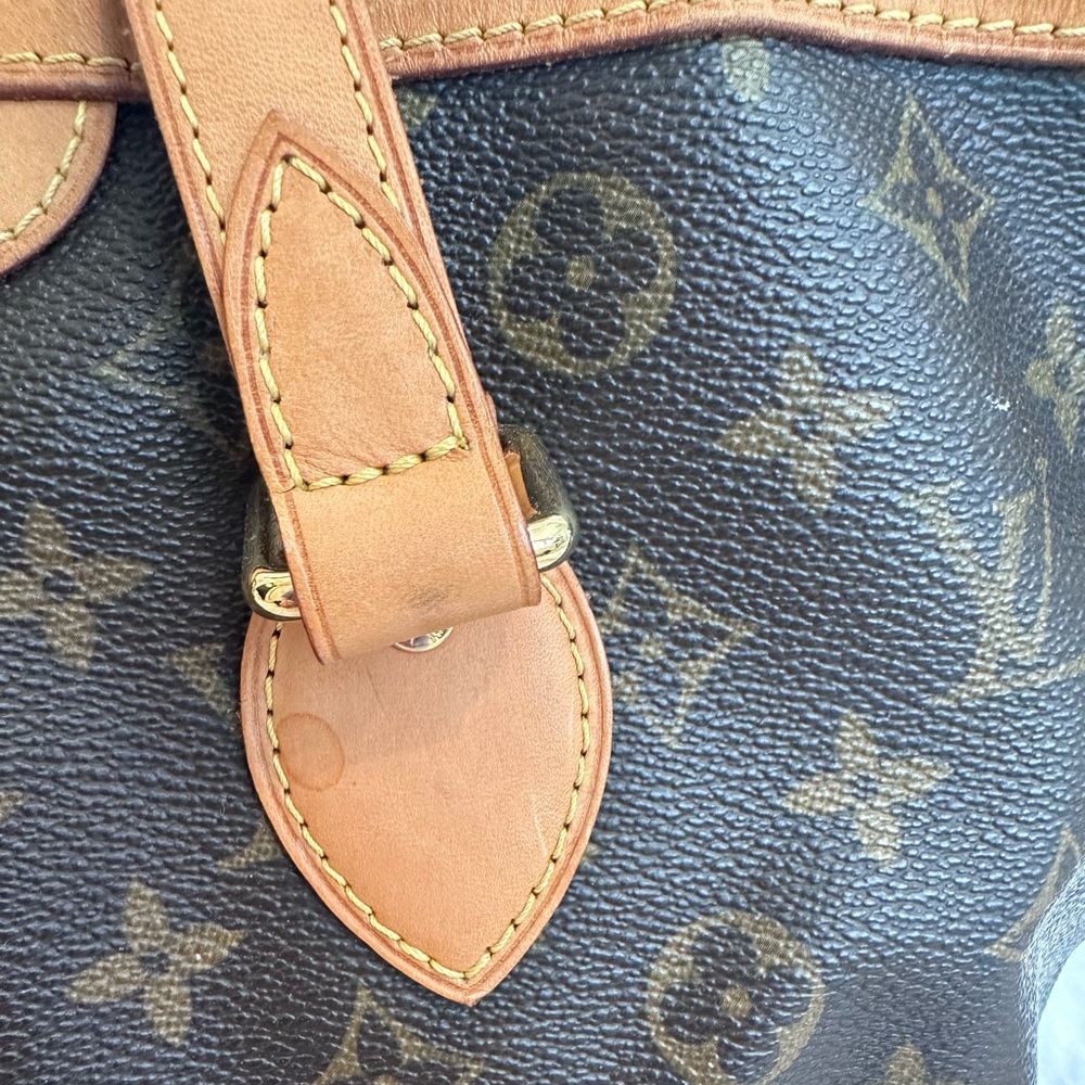 Louis Vuitton Palermo PM - Picture 4 of 16